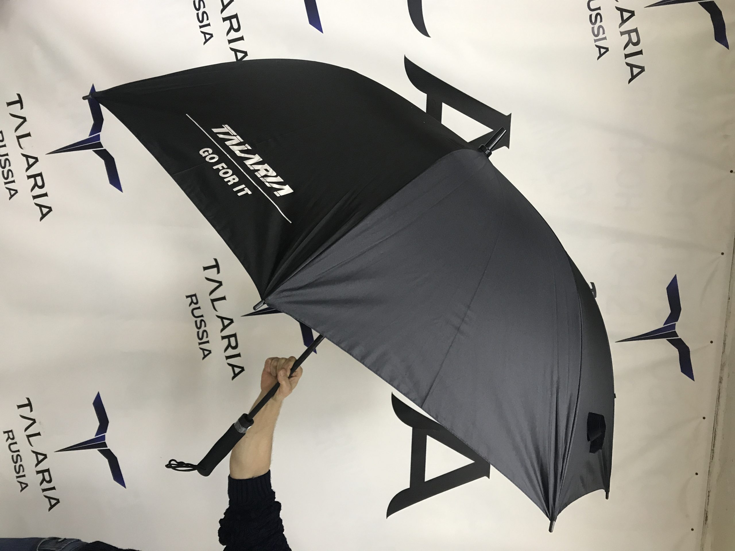 Зонт черный TALARIA